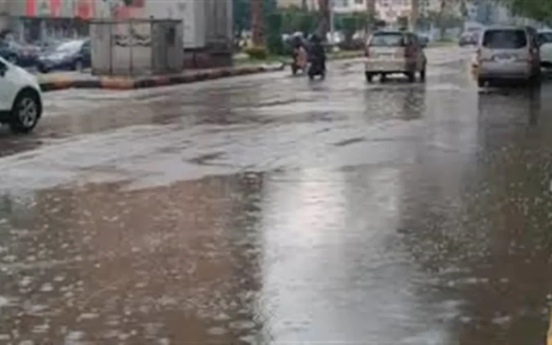 القاهرة والجيزة تشهدان ضربات برق ورعد وأمطاراً متفاوتة في أجواء شتوية باردة